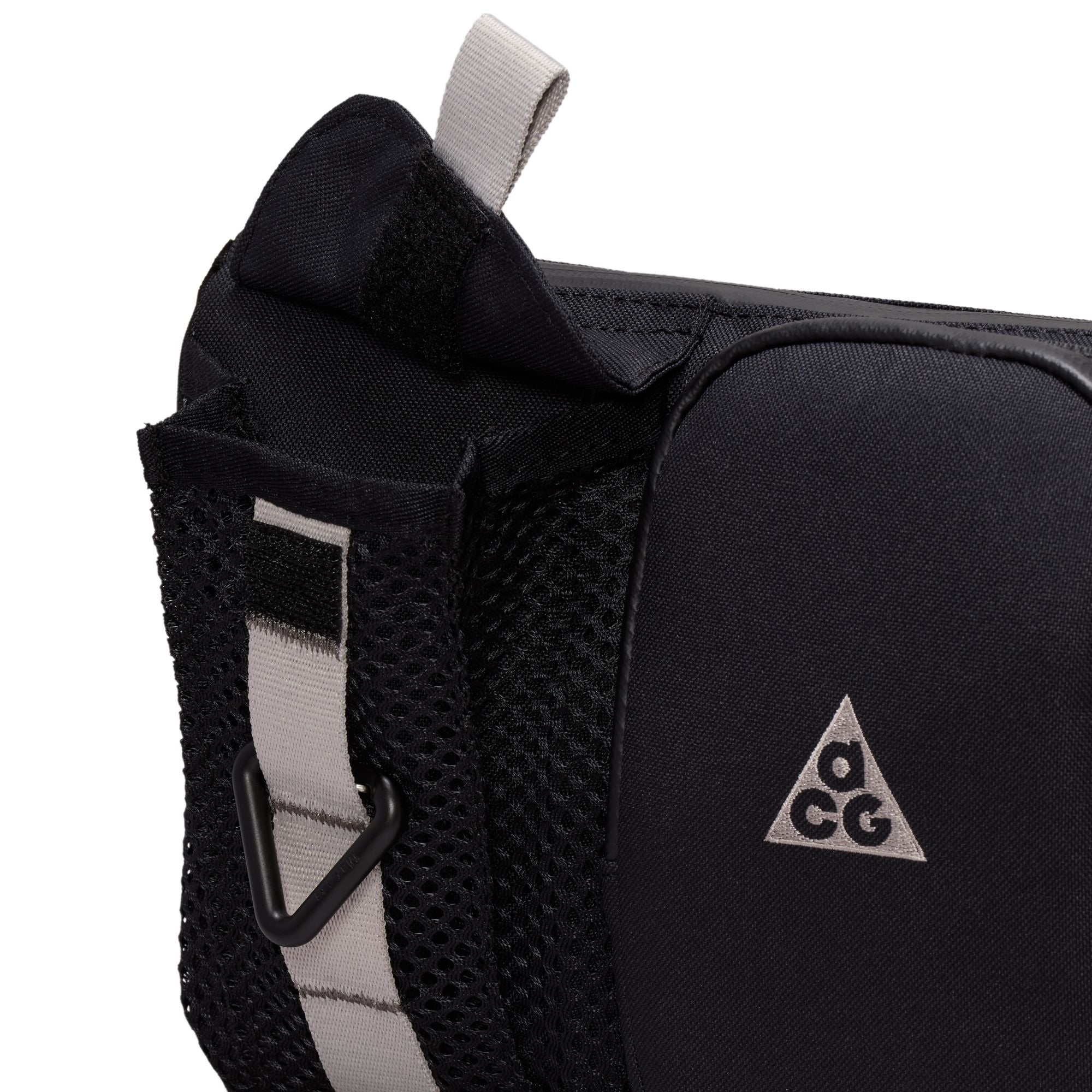 Nike ACG "Daymax" Crossbody Bag - HJ8180-010