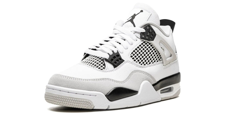 Air Jordan 4 Retro 'Military Black' – Combat-Ready Sneaker with Premium Leather & Olive Accents