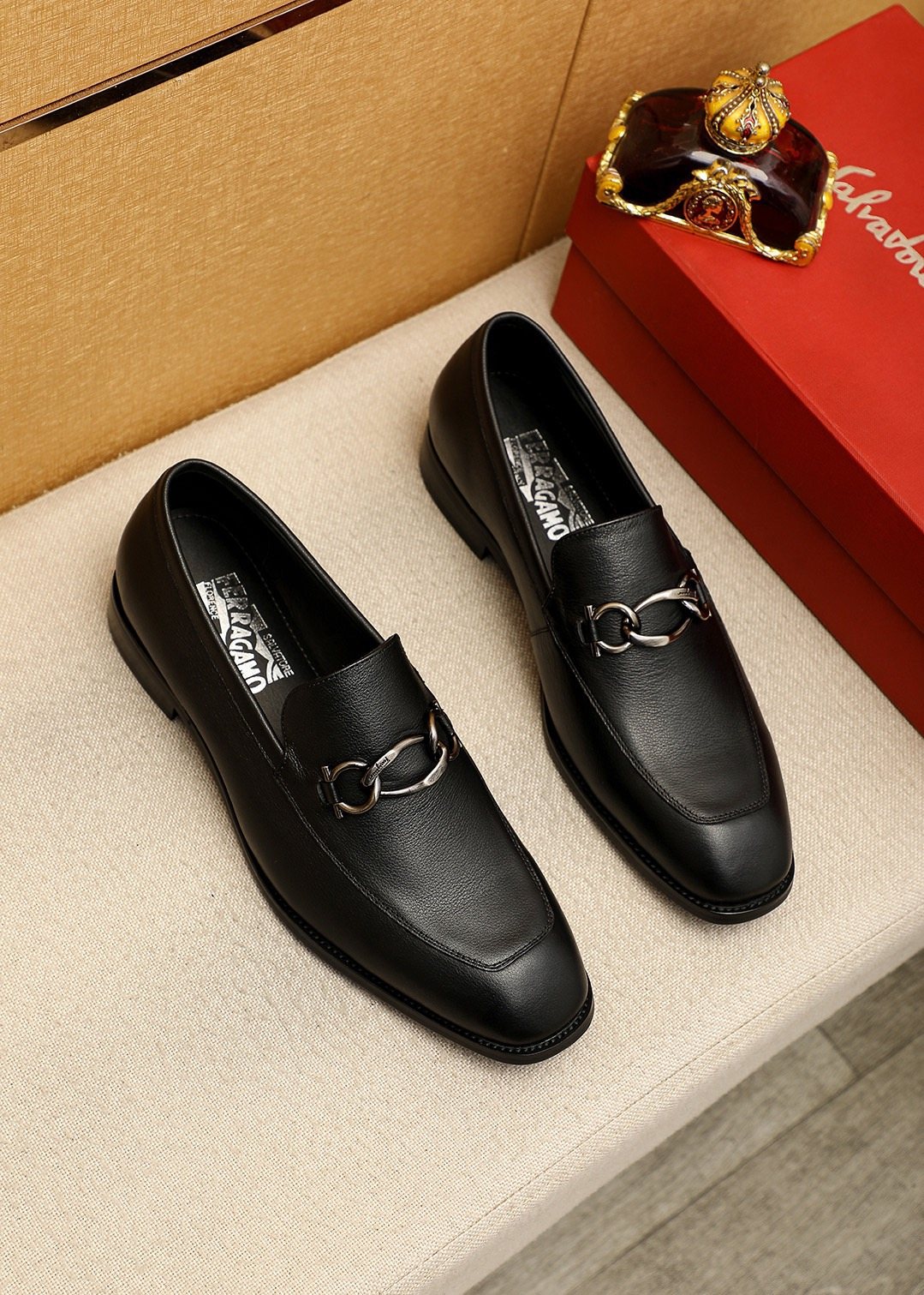 Ferragamo Men's Black Bit Loafers - Stacked Heel